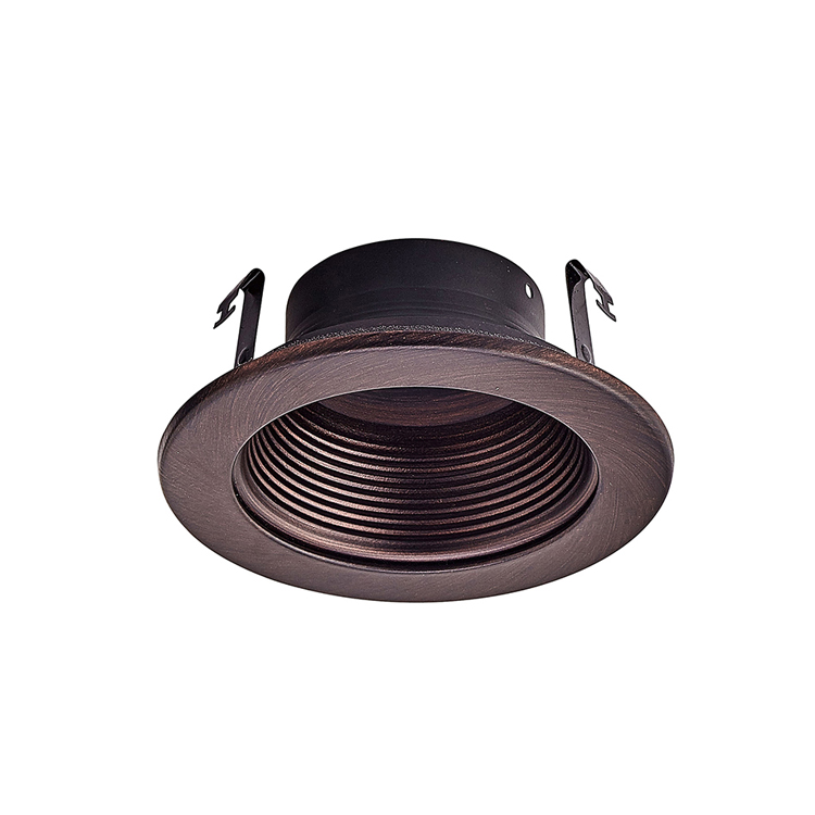 Moldura de hierro con deflector blanco de 4 pulgadas