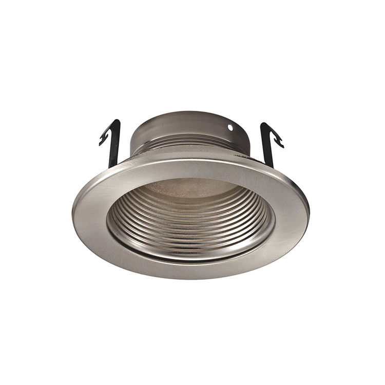 Moldura de hierro con deflector blanco de 4 pulgadas