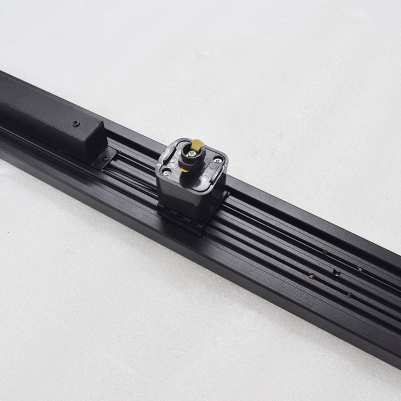 Heavy-Duty LED Linear High Bay Easy-Mount Fixture for Commercial Spaces