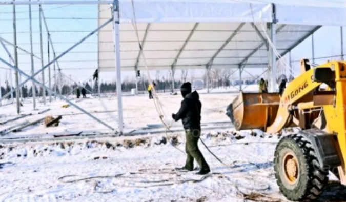 Hanger tent Snow