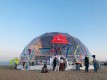 Tenda de acampamento de luxo com cúpula geodésica