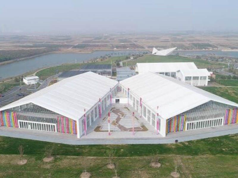 Hanger tent clothing exhibition