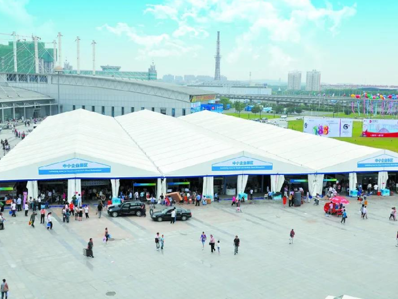 La différence entre une tente en aluminium et une tente en fer