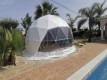 해변 휴가를 위한 돔 텐트