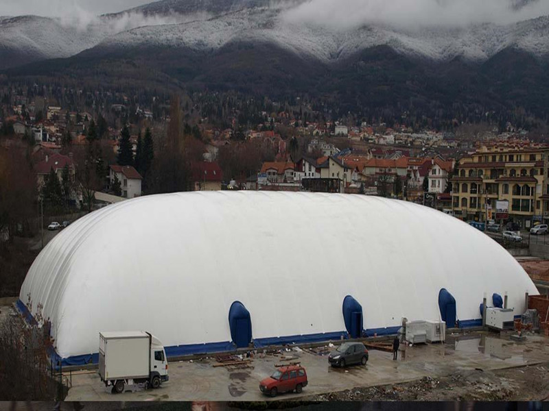 dôme d'air pour court de tennis