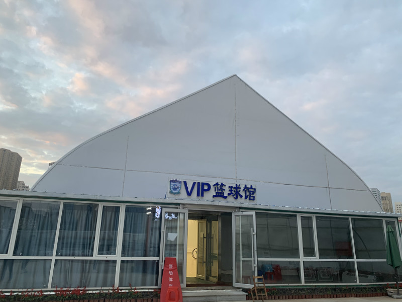 Элитный баскетбольный стадион в форме персика