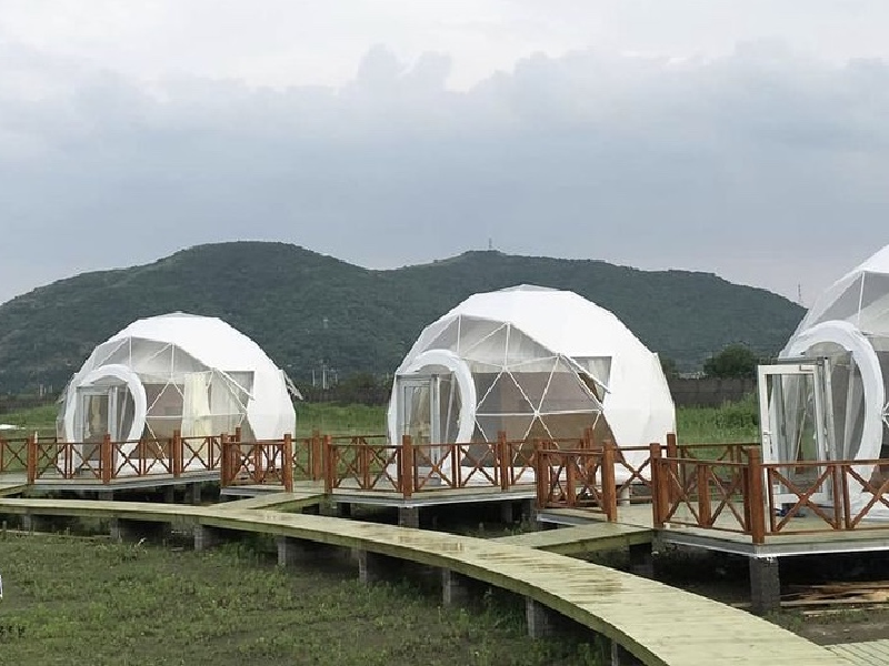 Carpa domo de hotel resort