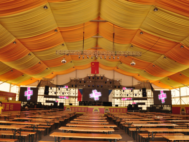 Carpa para banquetes al aire libre