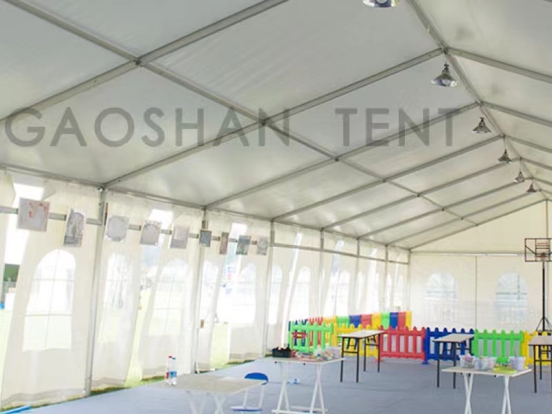 дешевая свадебная палатка в шатре