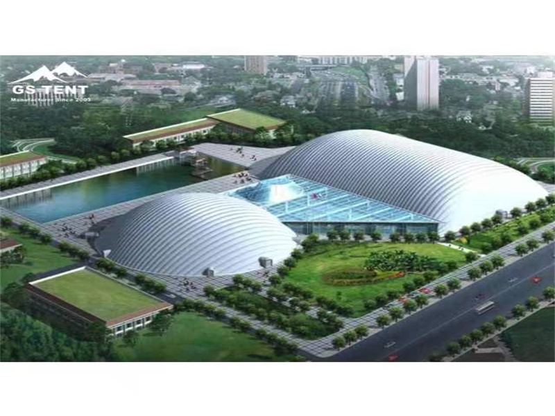 巨大な屋外インフレータブルサッカーエアドーム