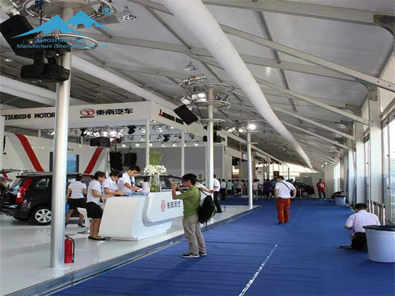 шатер для вечеринки на открытом воздухе мероприятие на открытом воздухе