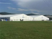 Большая праздничная палатка на открытом воздухе