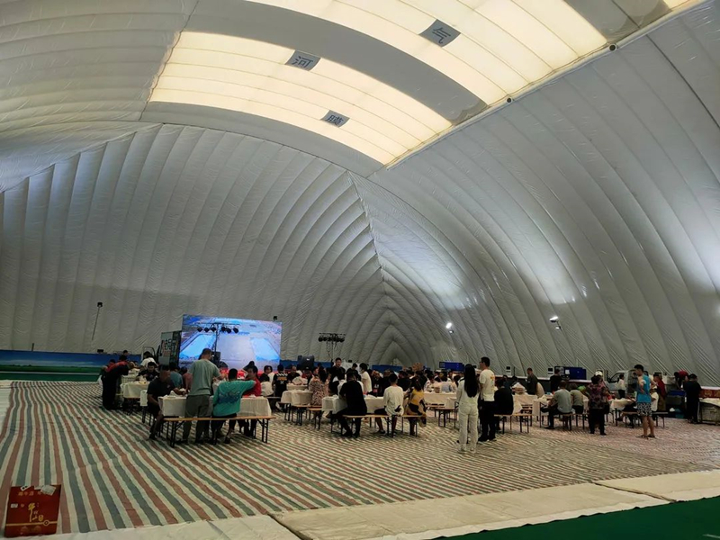 Фестиваль пива в воздушном куполе Гаошань