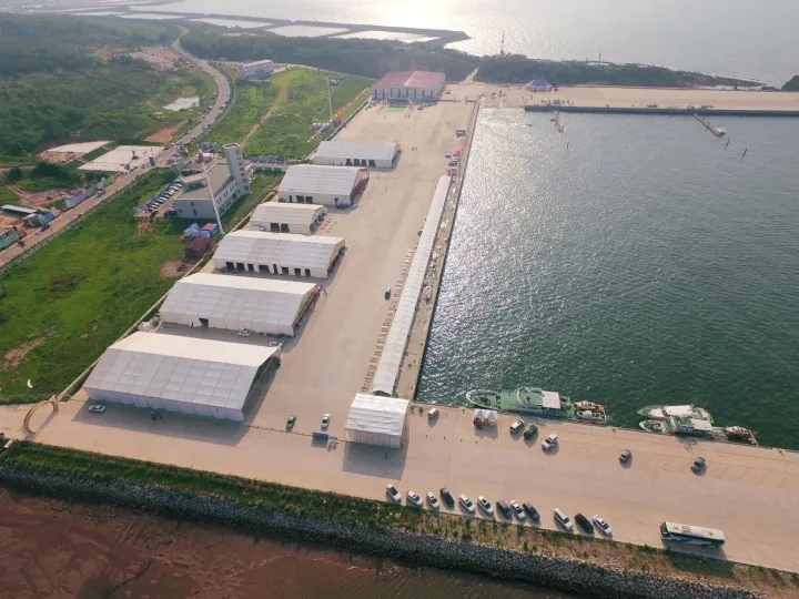 Каковы особенности палатки для мероприятий на открытом воздухе?