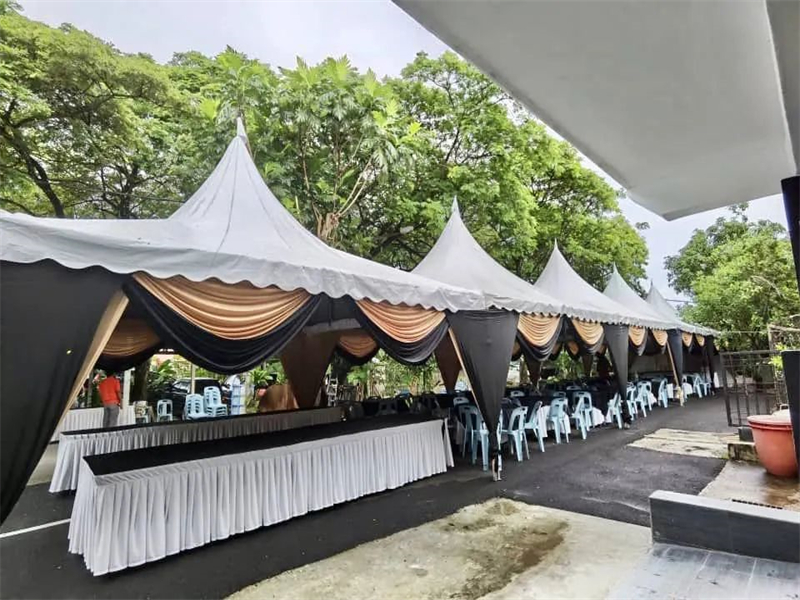 B-Line pagoda tent