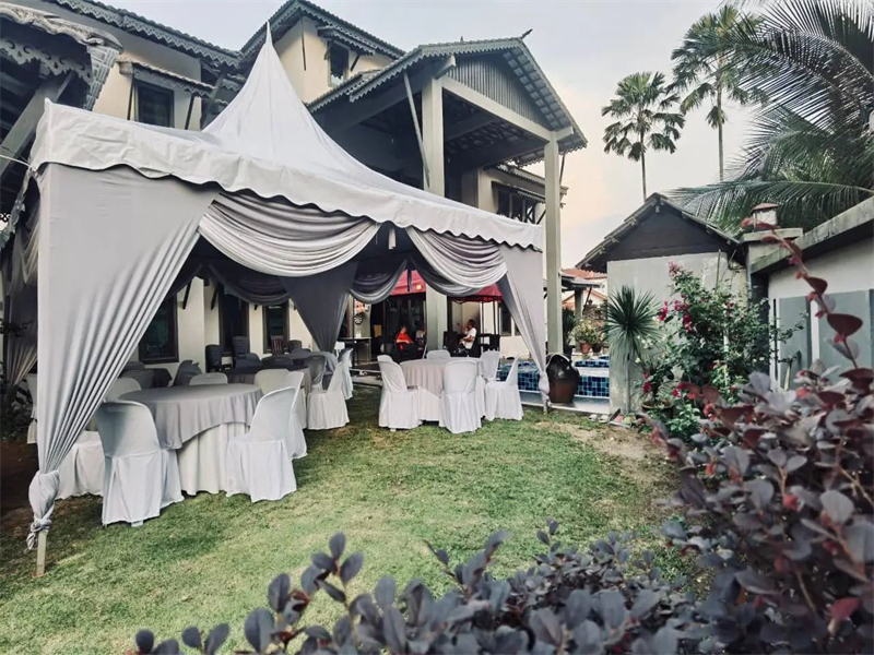 B-Line pagoda tent
