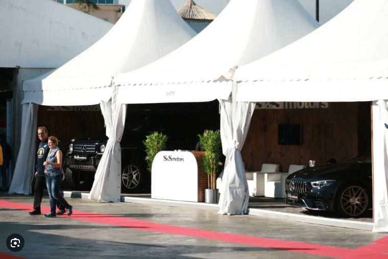 How is a Car Show Pagoda Tent different from a regular exhibition tent?