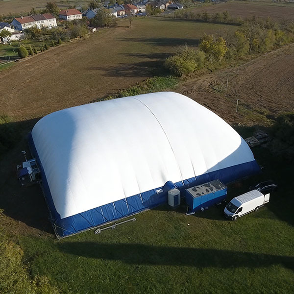 スポーツドーム