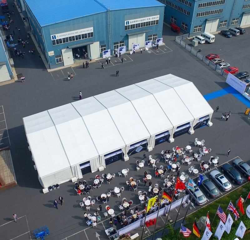 モジュール式イベントテント