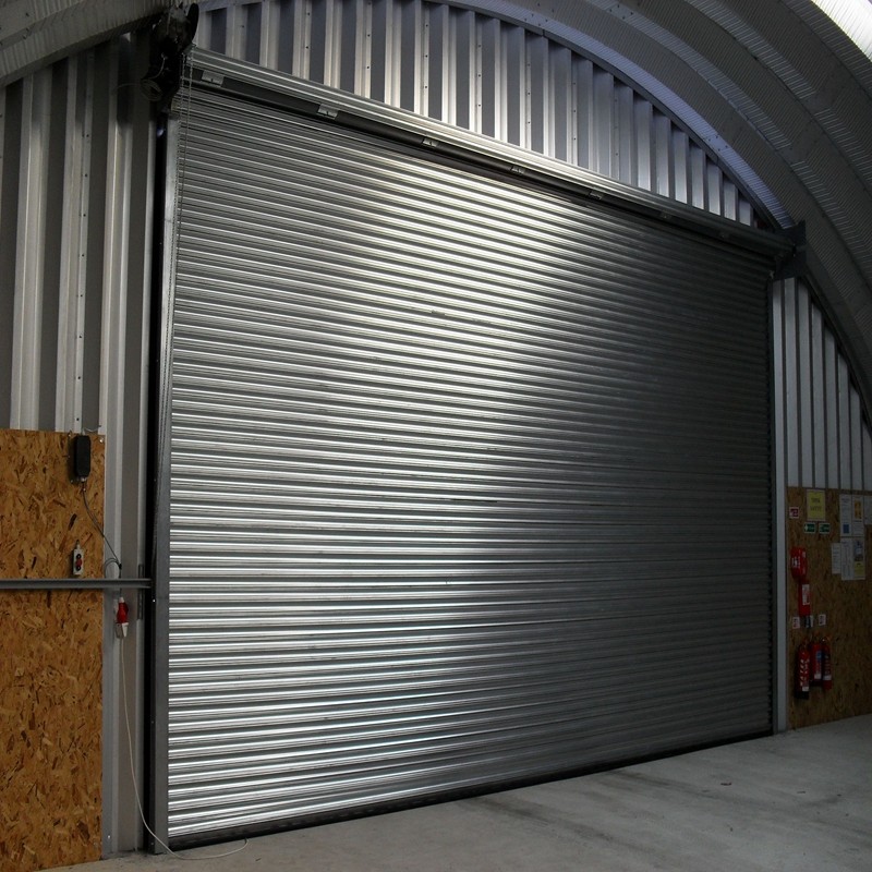 Porta da garage con avvolgibile zincato