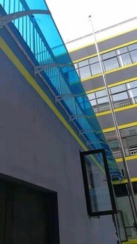 Outdoor Window Clear Solid Roof Polycarbonate AwningOutdoor Window Clear Solid Roof Polycarbonate Awning
