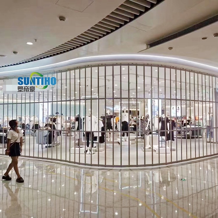 Wholesale aluminum PC folding door transparent door with strong connecting bone