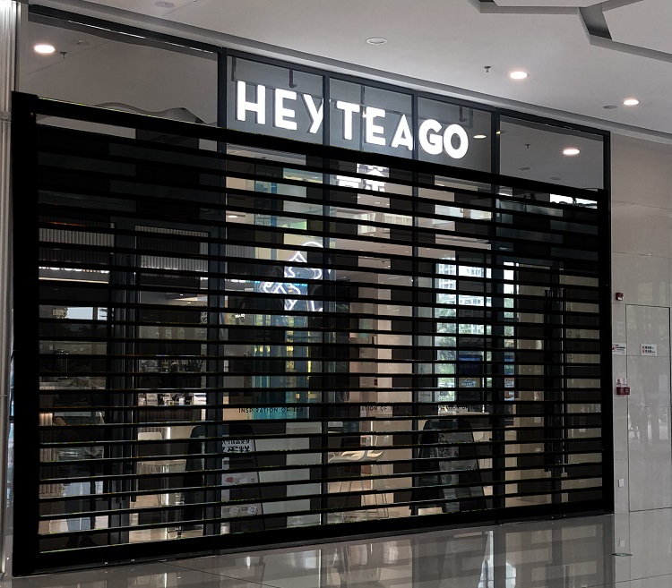 China new design changeable roller shutter door with our own patent for garage