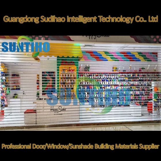 Sudihao-International spécialiste de la construction et de la décoration de portes en polycarbonate.