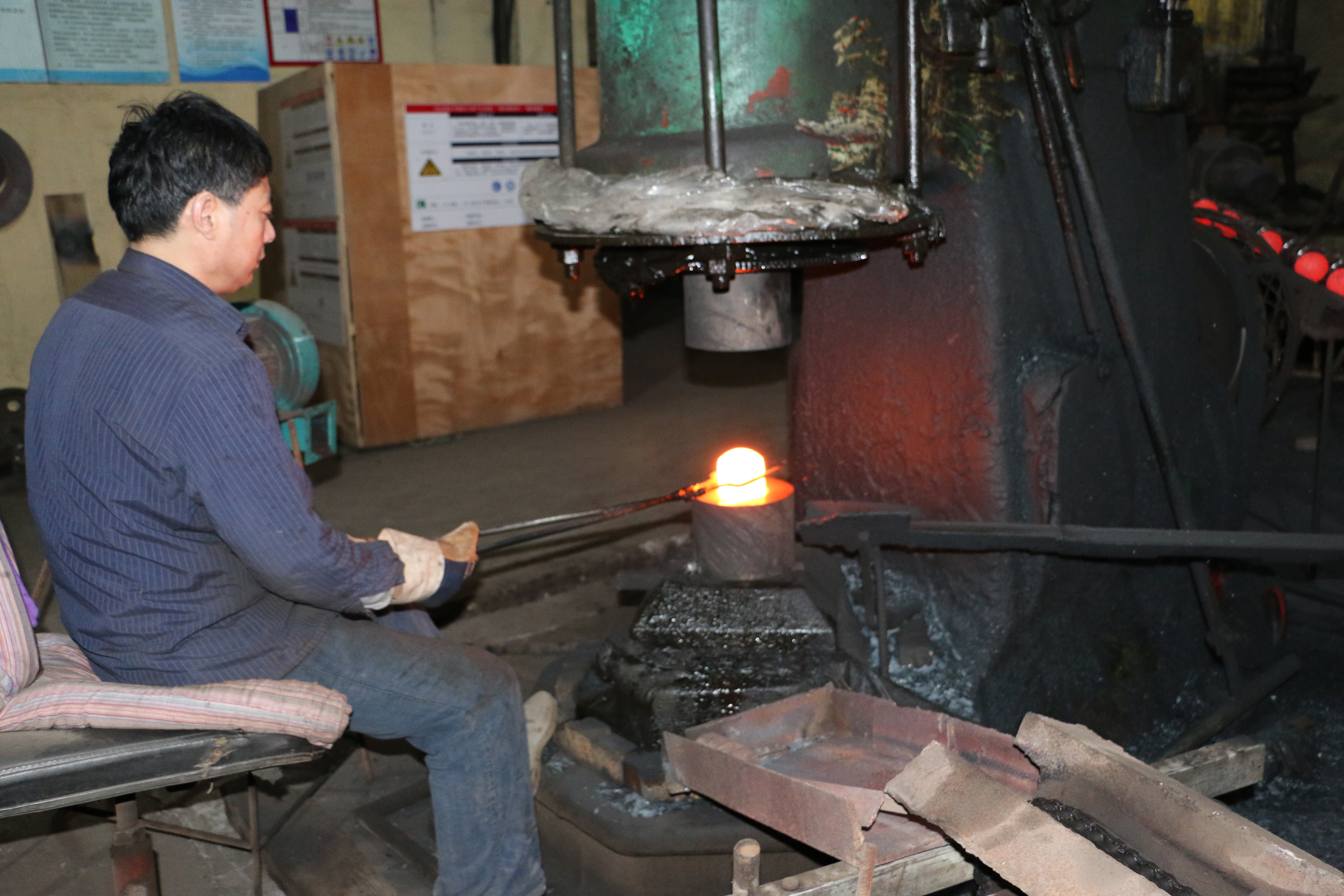 forging balls