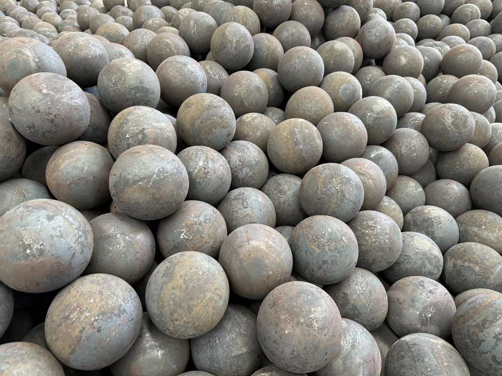 China Best Copper And Gold Mining High Hardness Good Wear Resistance Ball Mill Steel Balls Suppliers