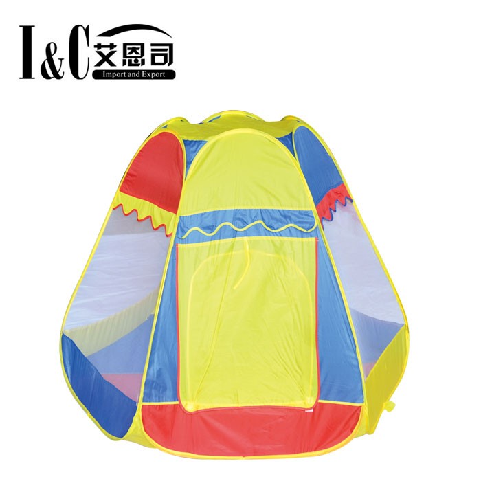 baby girl play tent