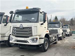 Saudi Arabian Client Purchase Howo NX 4x2 Tractor