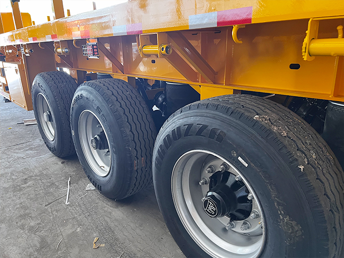 3 Axle Flatbed Semi Trailer