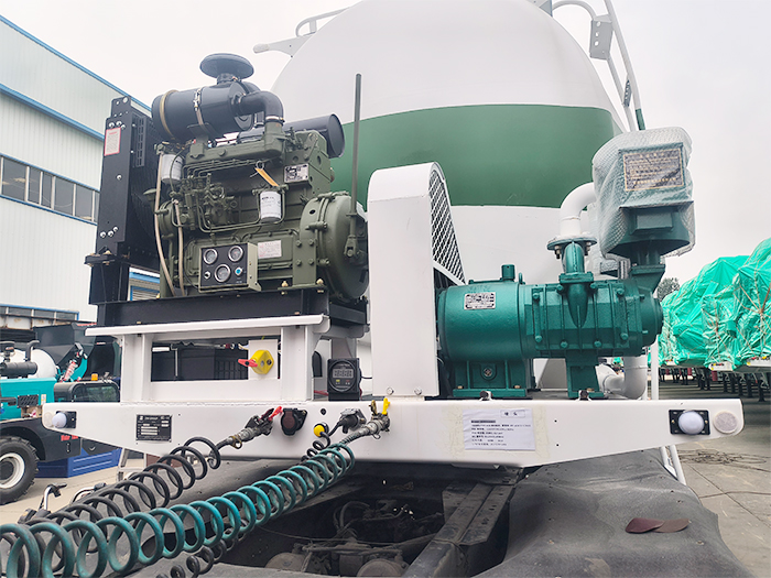 cement trailer exporter.