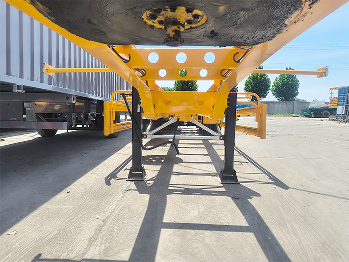 Skeleton Semi Trailer