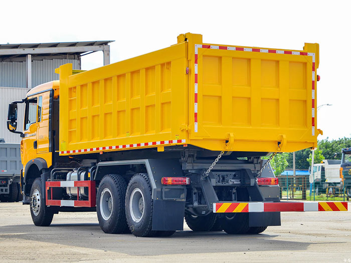 Sinotruk 6X4 tipper truck for sale