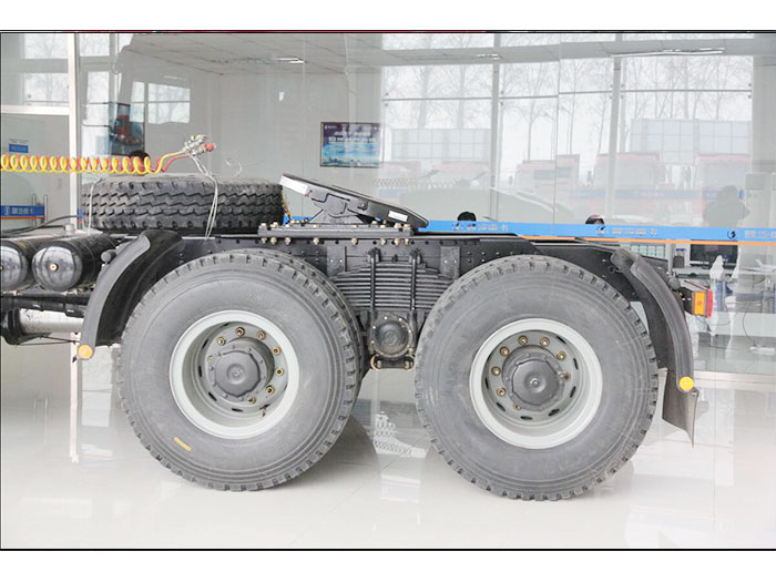 Shacman 6x4 tractor head Ghana