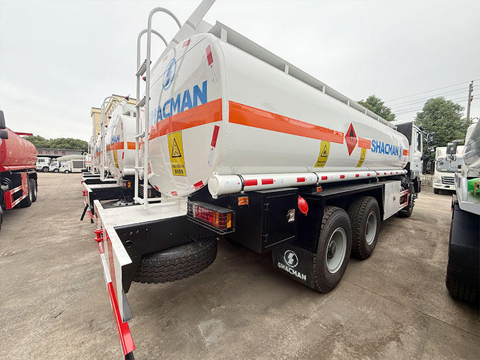 20CBM fuel tanker truck for sale