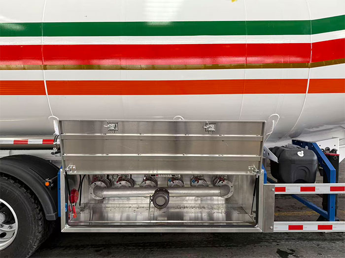 lightweight aluminum fuel tank trailer
