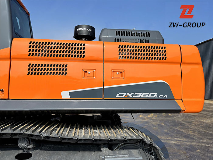 Develon DX360LCA-7B crawler excavator