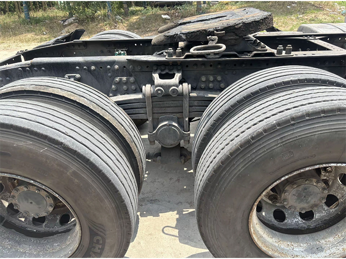 Used FAW 6x4 tractor unit