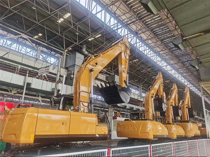 Brand-New SANY SY215C Medium Crawler Excavator