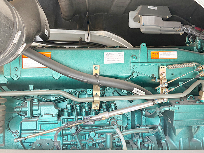 XCMG folding boom crane XCMG folding boom crane