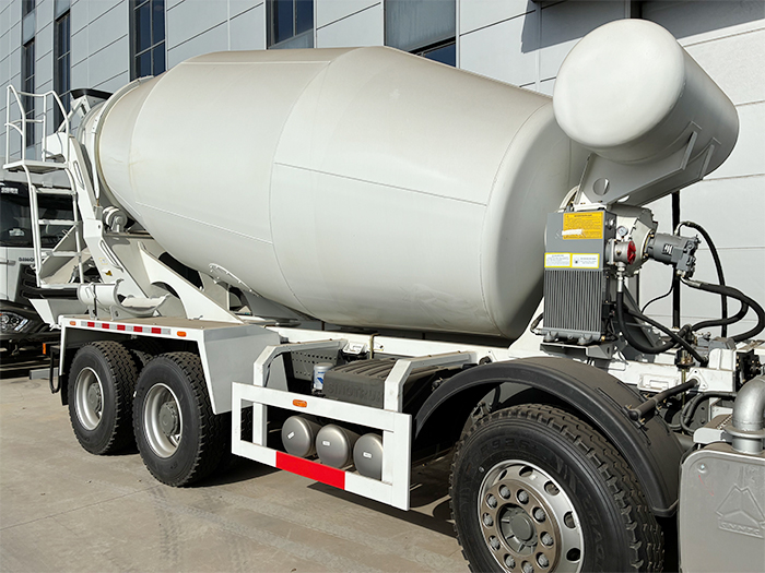  Chinese concrete mixer truck manufacturer