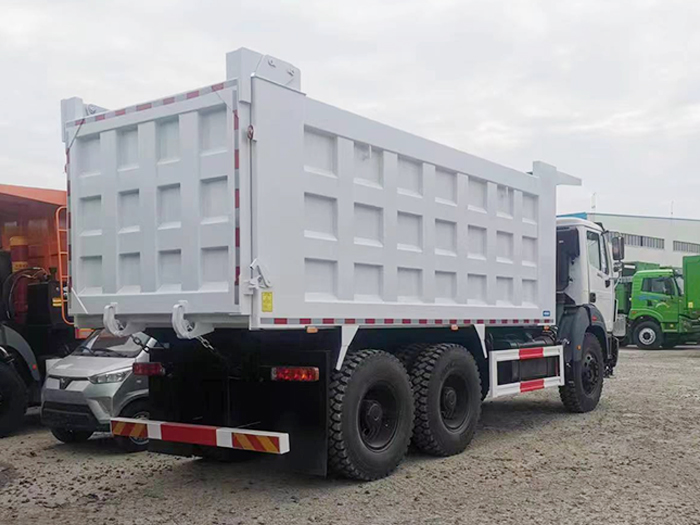 Beiben tractor head for mining logistics Beiben tractor head for mining logistics