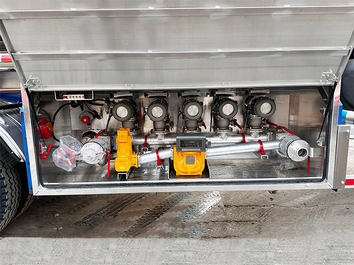 3 axle fuel tanker trailer for sale