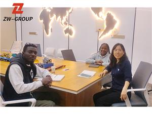 Zimbabwe Customer Purchase Howo Tractor Truck Trailer