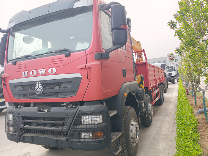 Brand New Sinotruk HOWO TX 371hp Truck Mounted Crane