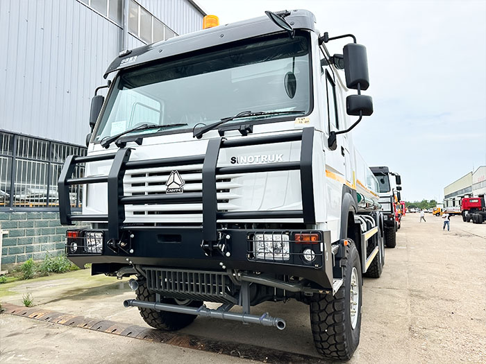 Brand new sinotruk howo 380hp 6x4 water sprinkler truck Brand new sinotruk howo 380hp 6x4 water sprinkler truck