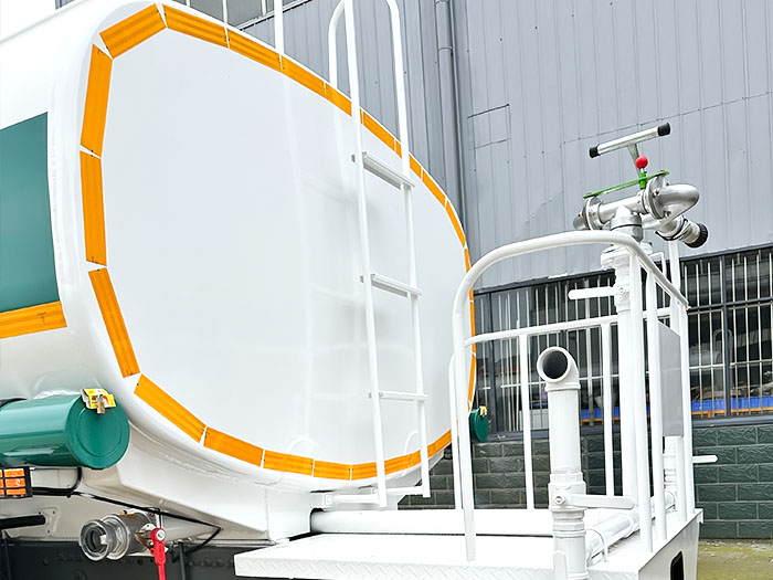 what is the best HOWO water sprinkler truck what is the best HOWO water sprinkler truck